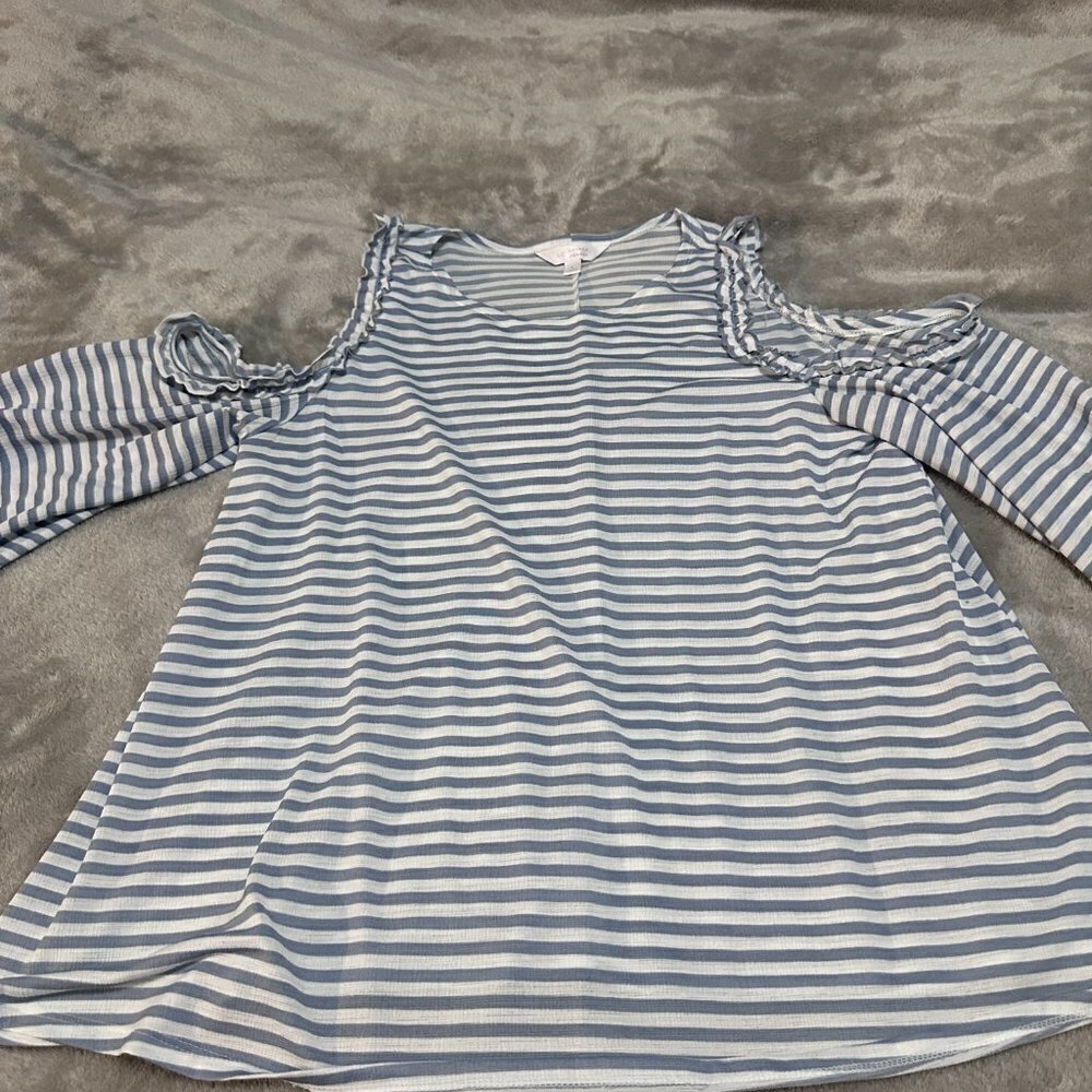 Lauren Conrad Top L- Stripped Top- Cold shoulder